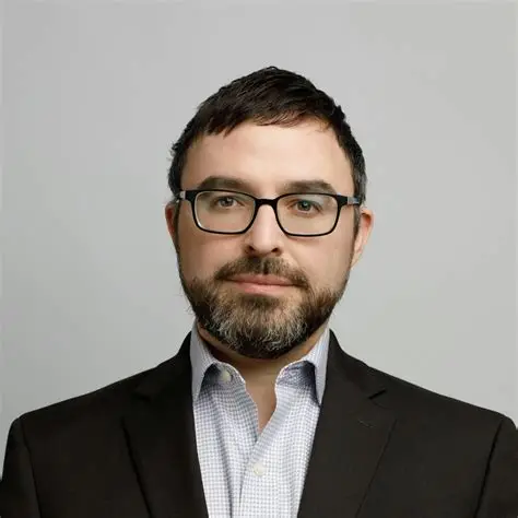 Michael Belinsky headshot