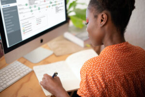 5 Benefits of Using an Online Grant Management System